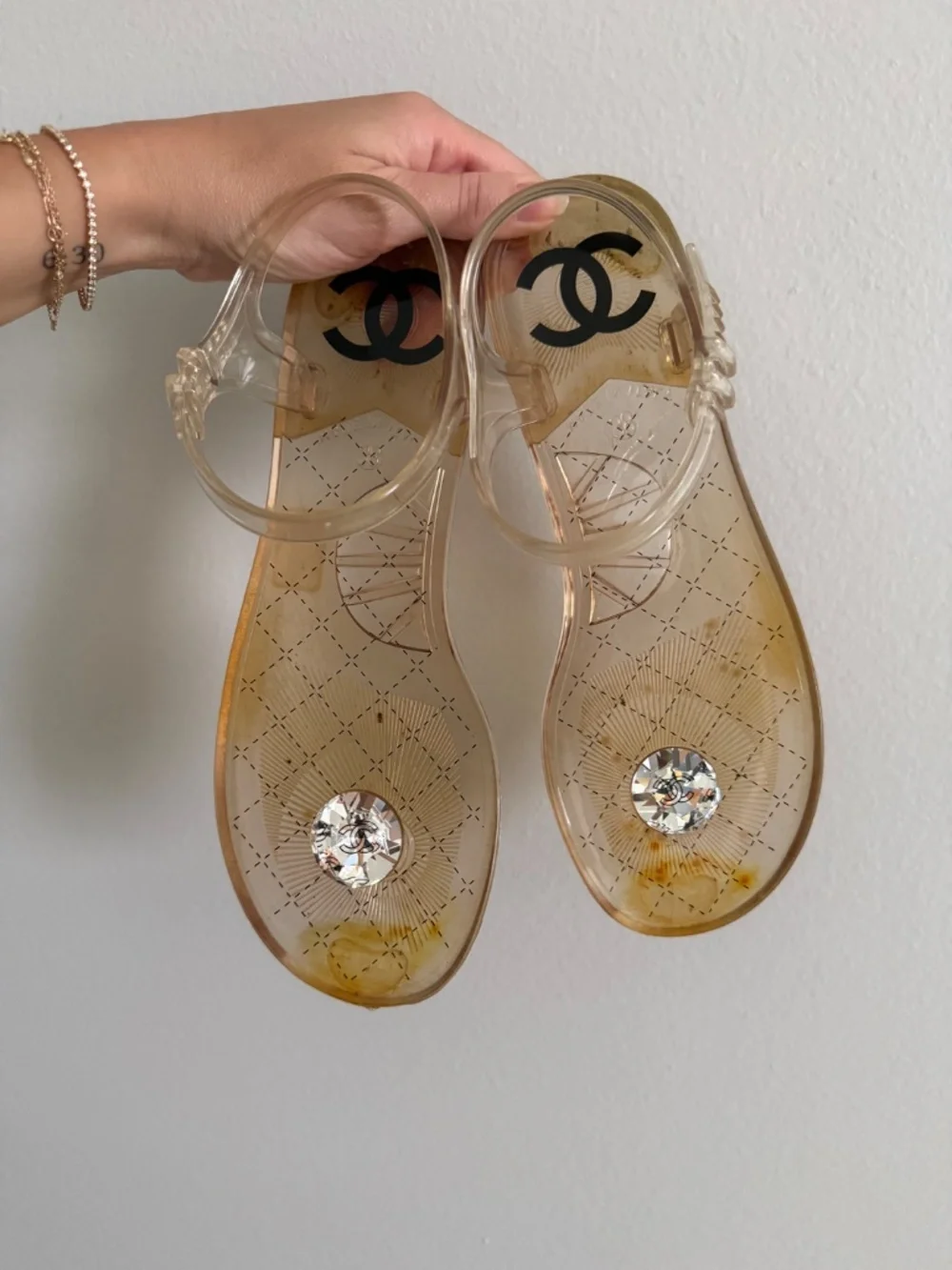 Vintage CHANEL Interlocking CC Diamond Jelly Sandals | Euro 38